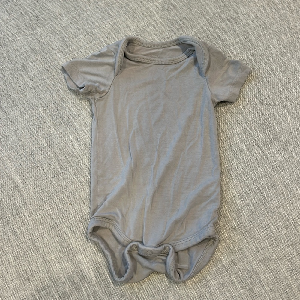 Kyte baby onesie